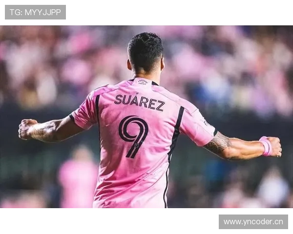 巴萨三冠王核心：苏亚雷斯的巅峰团队成就