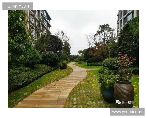 徐嘉余又开始炫富了？泳池边那个豪宅连隔壁小区都嫉妒哭了